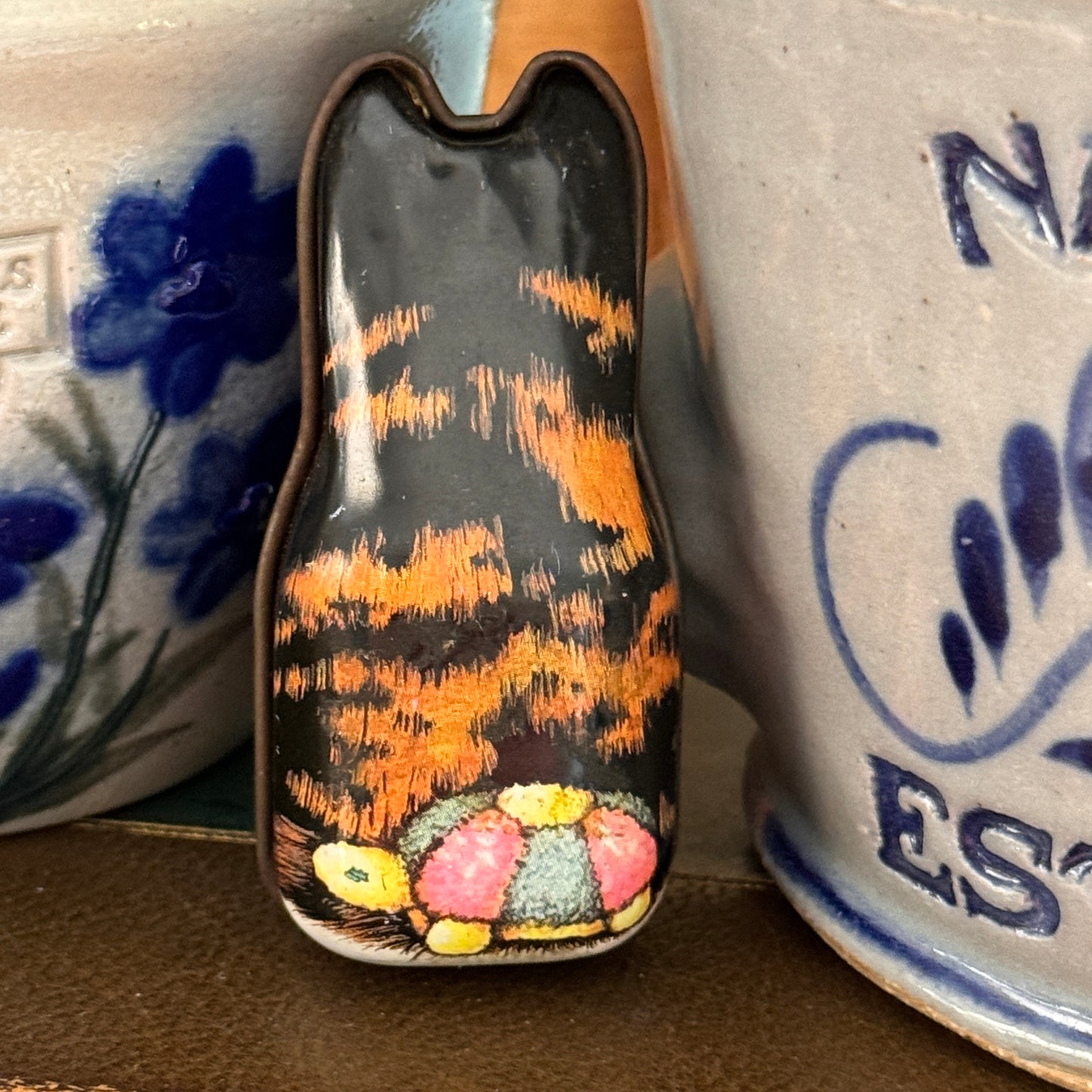 Hunky Dory Miniature English Cat Tin Dana Kubrick