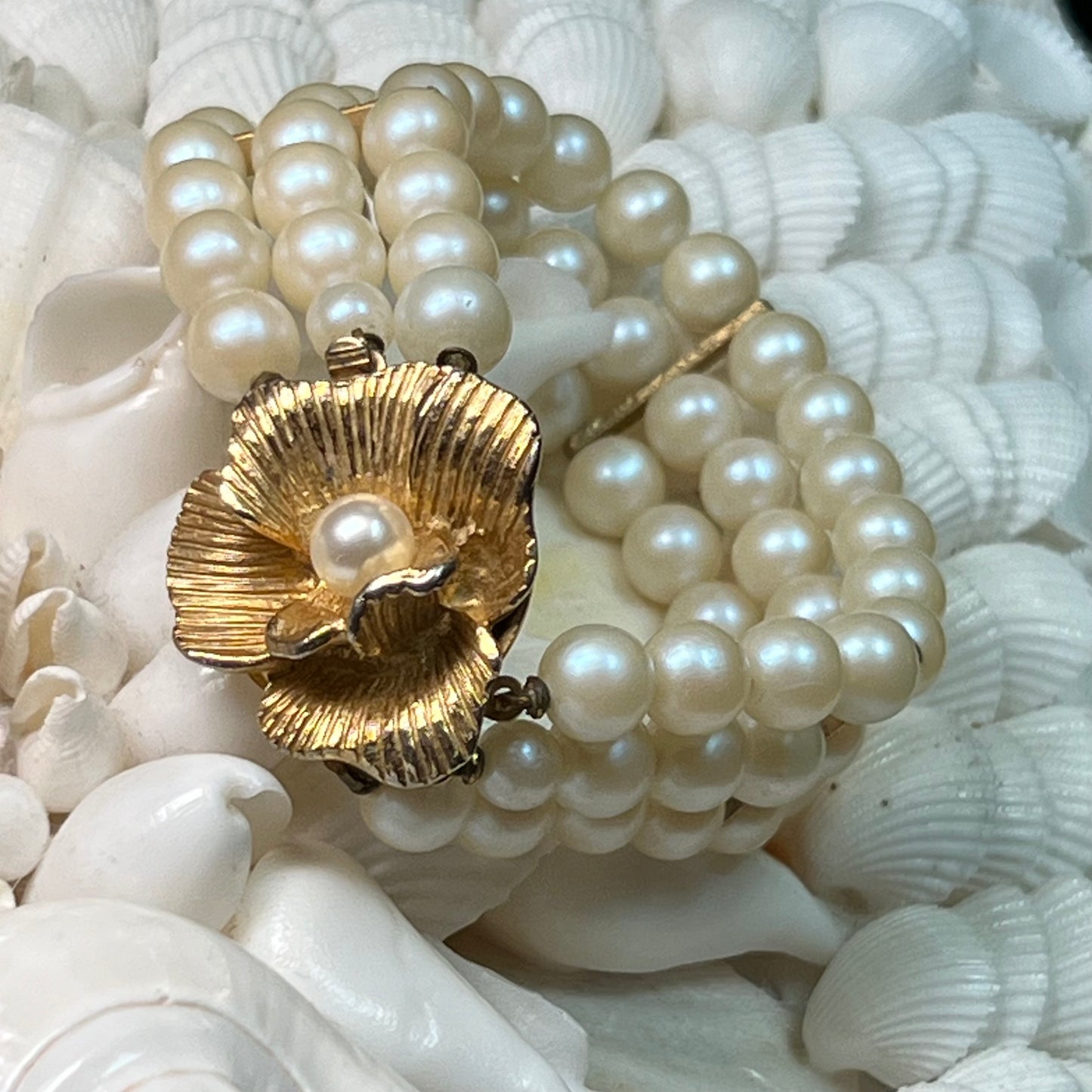 Vintage Faux Pearl Floral Bracelet