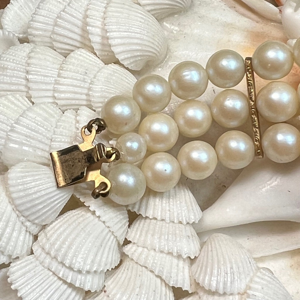 Vintage Faux Pearl Floral Bracelet