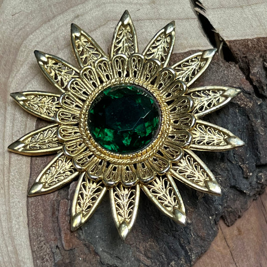 Vintage Avante Emerald Green Rhinestone Stylized Flower Pin