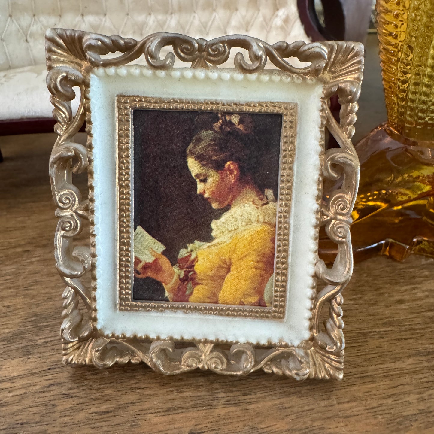 Vintage Hong Kong A Young Girl Reading Doll House Plastic Frame Easel