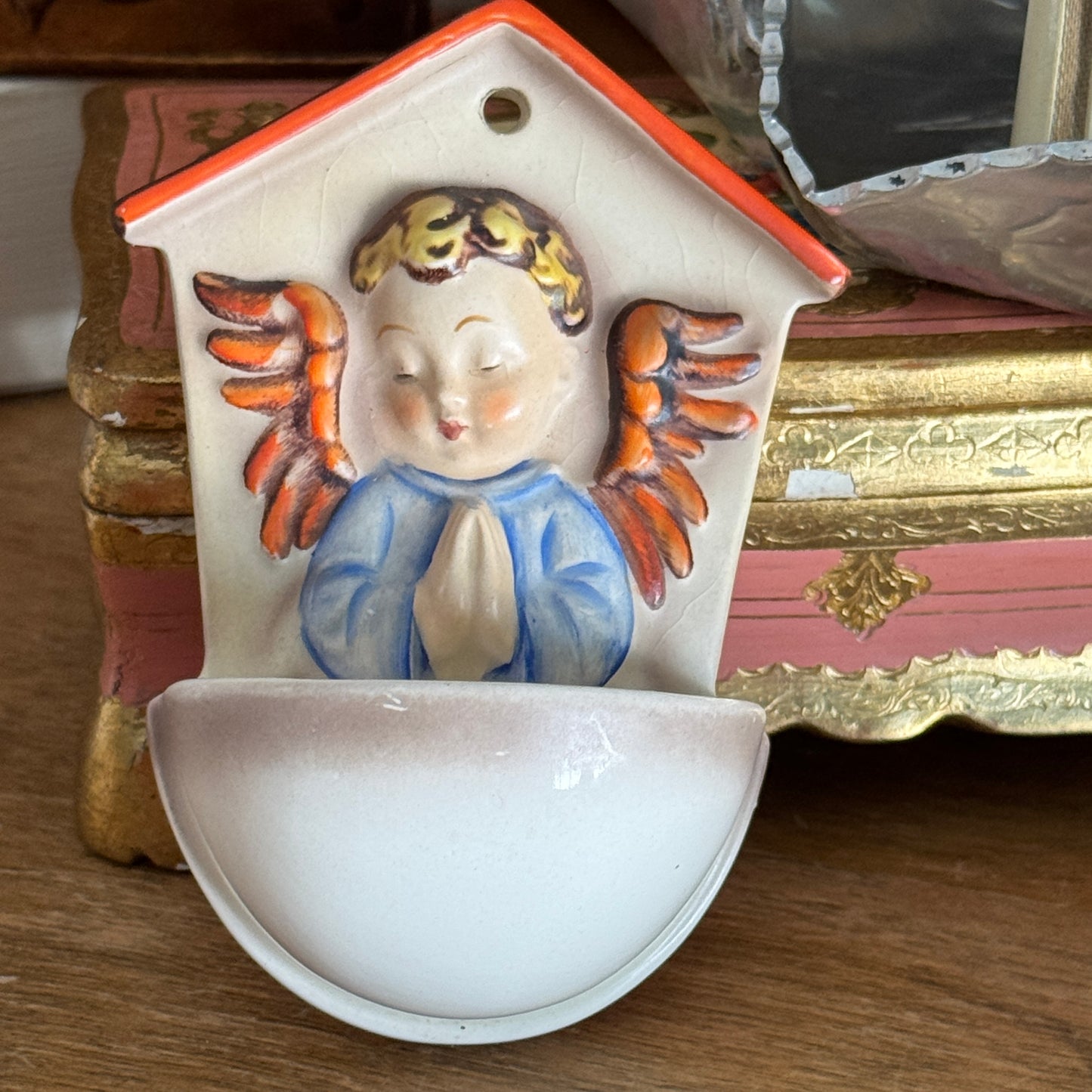 Hummel White Angel Holy Water Font