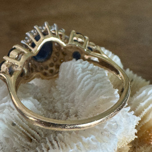 Vintage 14k Yellow Gold Sapphire and Diamond  Ring Size 7.5