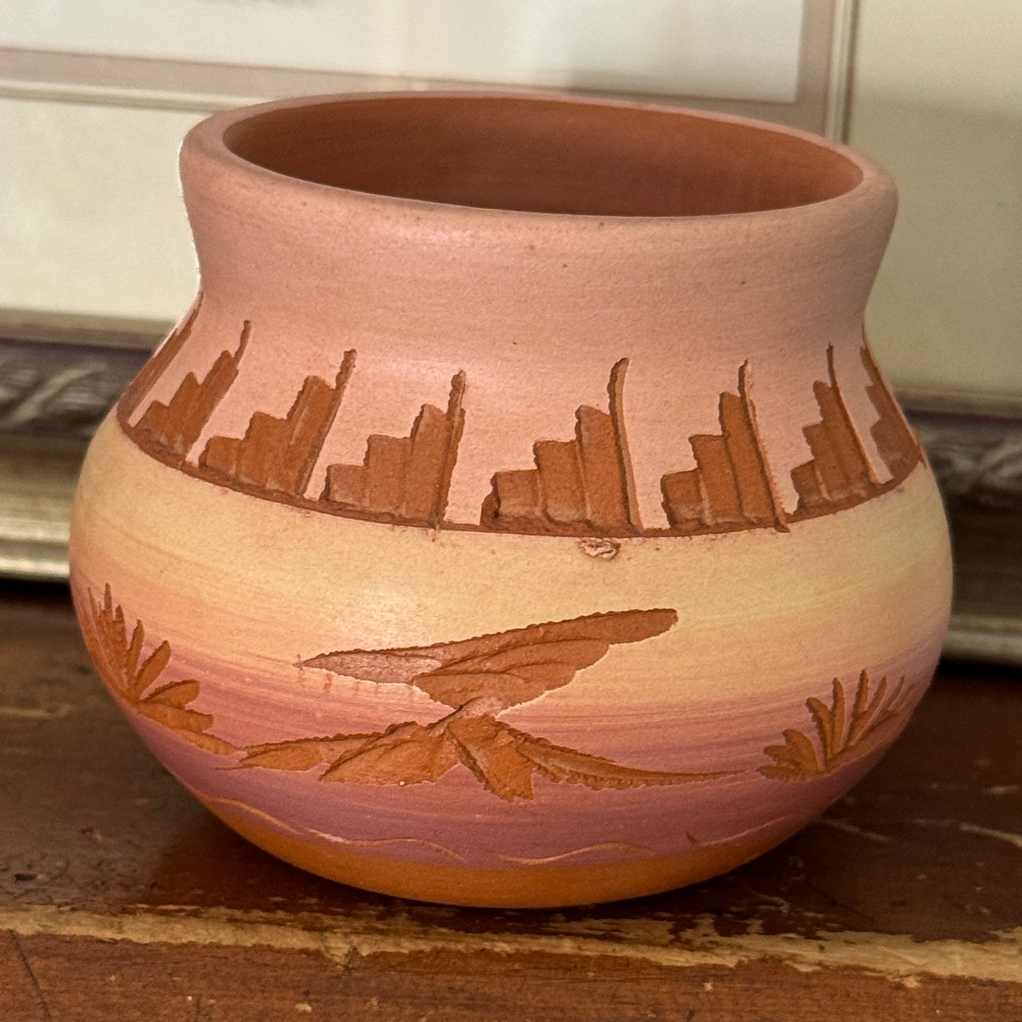 Handmade Native American Mesa Verde Pottery Signed Vase COA
