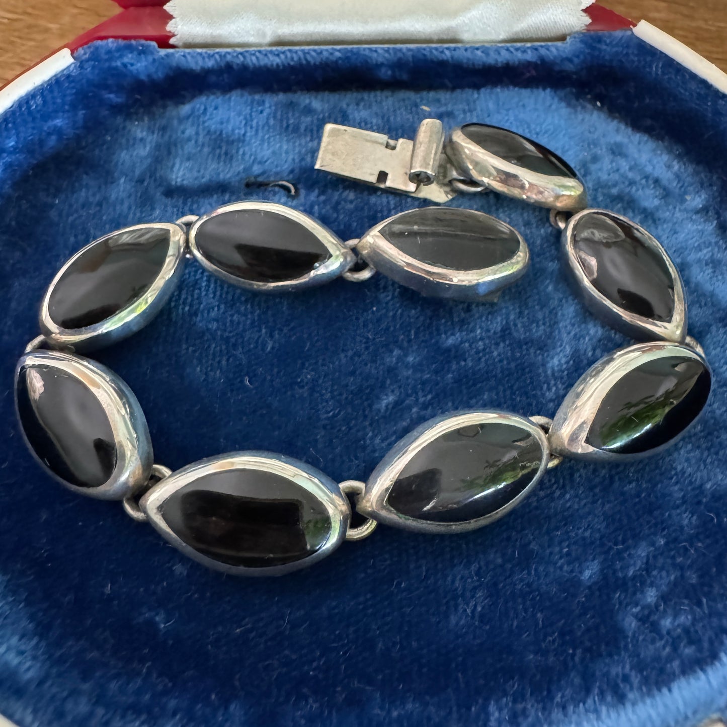 Vintage Taxco Mexican 950 Silver and Onyx Bracelet