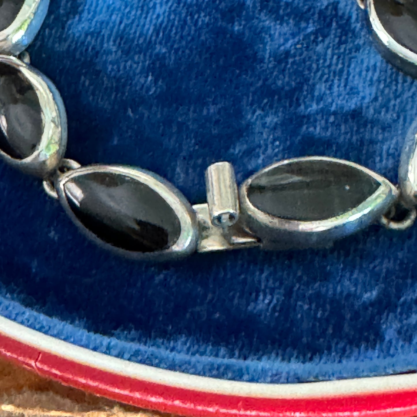Vintage Taxco Mexican 950 Silver and Onyx Bracelet