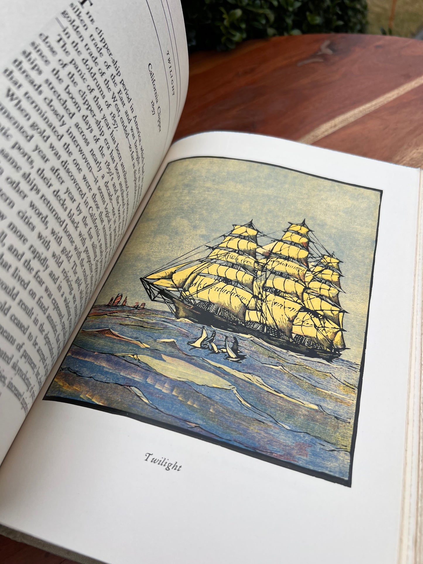 Clipper Ships of America and Great Britain 1833-1869 Jacques La Grange Helen La Grange