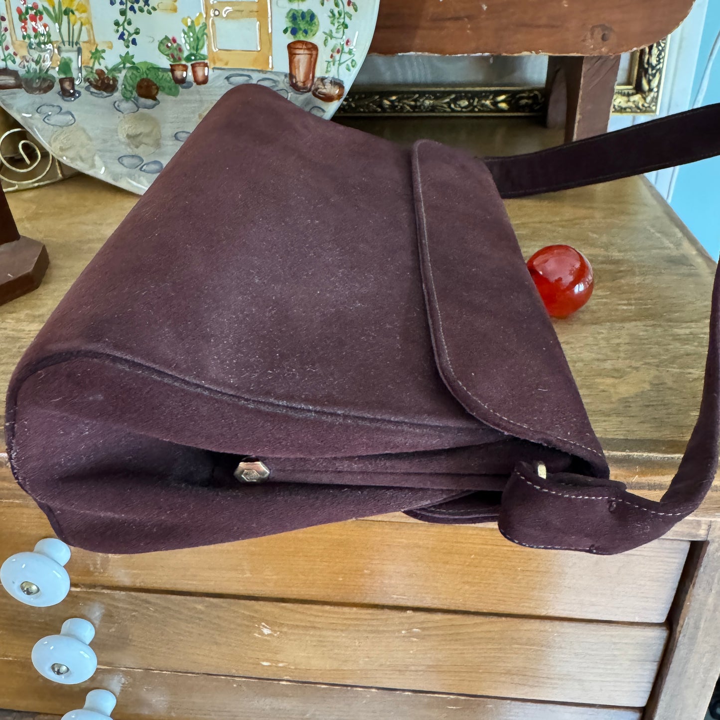 Vintage By Alan Brown Suede Round Bakelite Tortoiseshell Clasp Purse Handbag