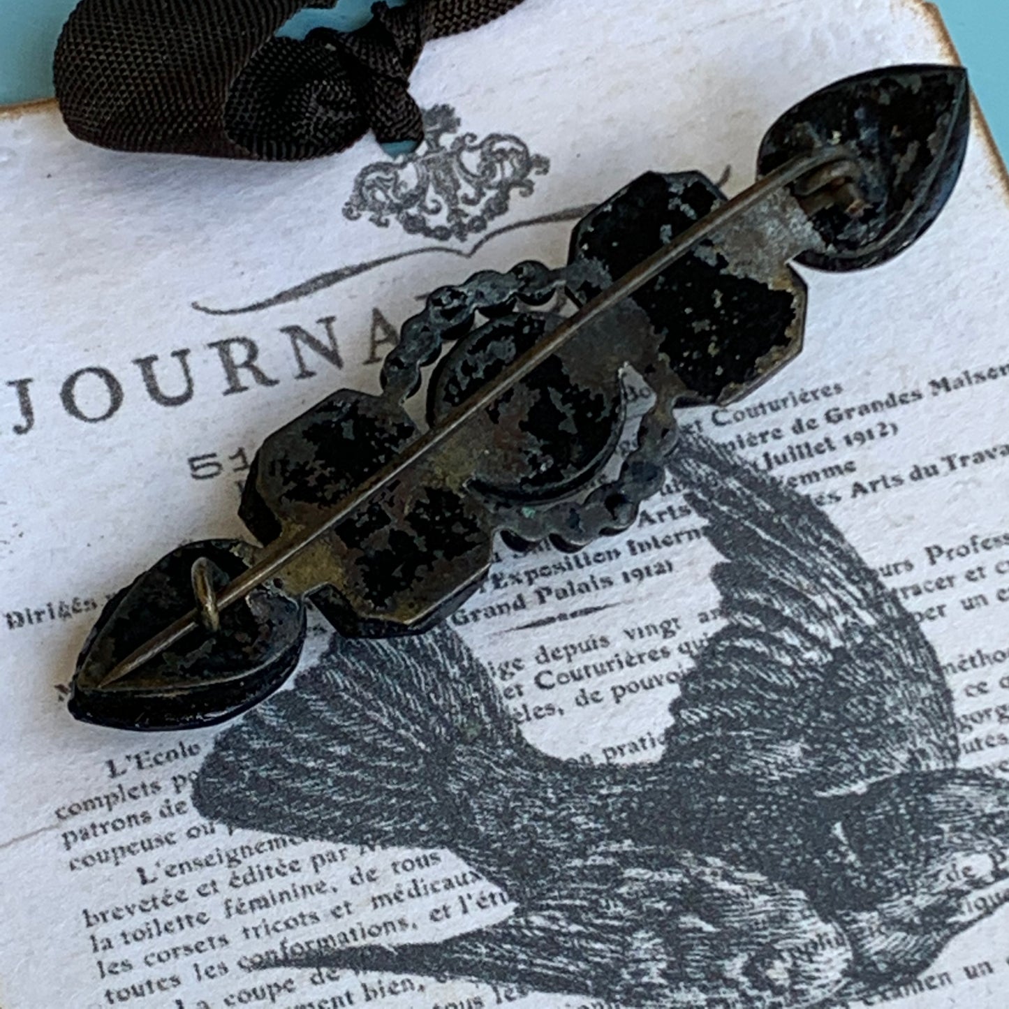 Antique Victorian French Jet Mourning Brooch