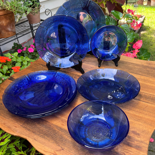 8 Piece French Arcoroc Cobalt Floral Blue Plates & Bowls Collection