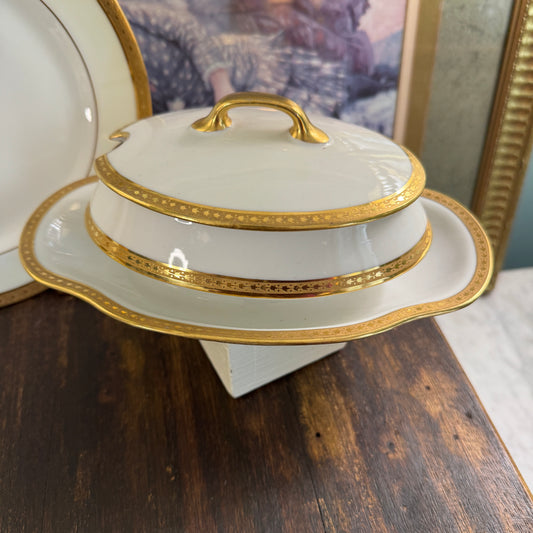 French Old Abbey Limoges Covered Sauce Boat & Underplate Gilt Edge