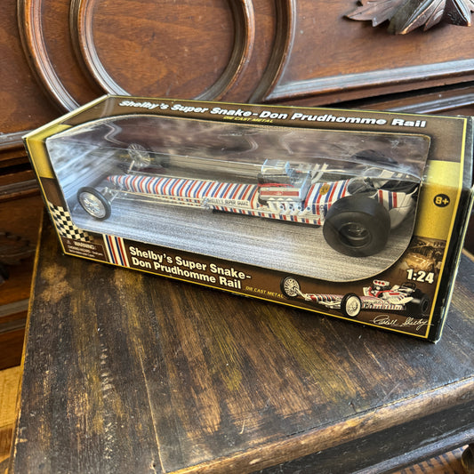 Shelby Collectibles Super Snake Don Prudhomme Rail Dragster 1:24 NIB