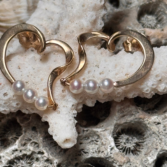 14K Yellow Gold Heart Pearl Pierced Earrings