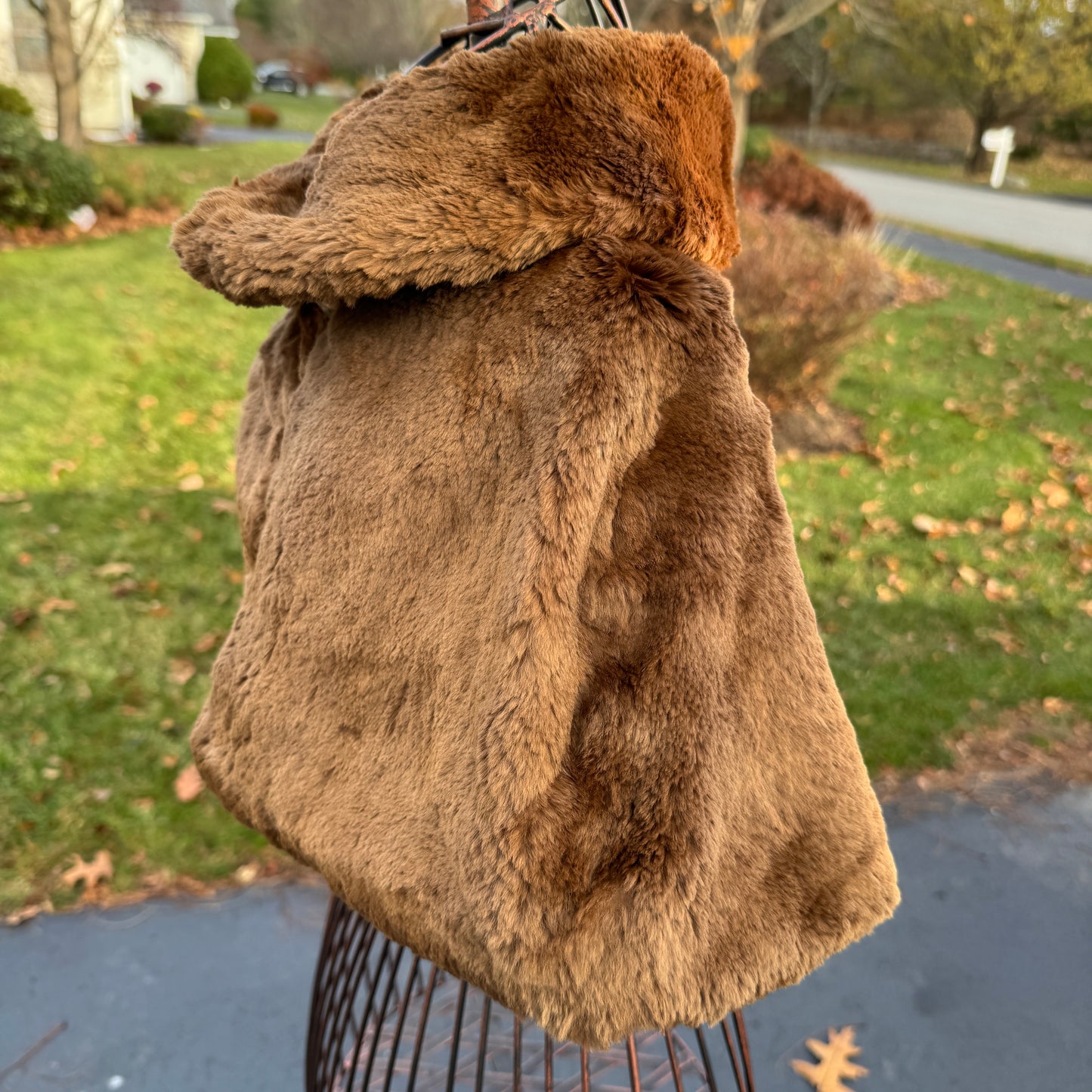 Vintage Fur Cape Capelet Two Buttons