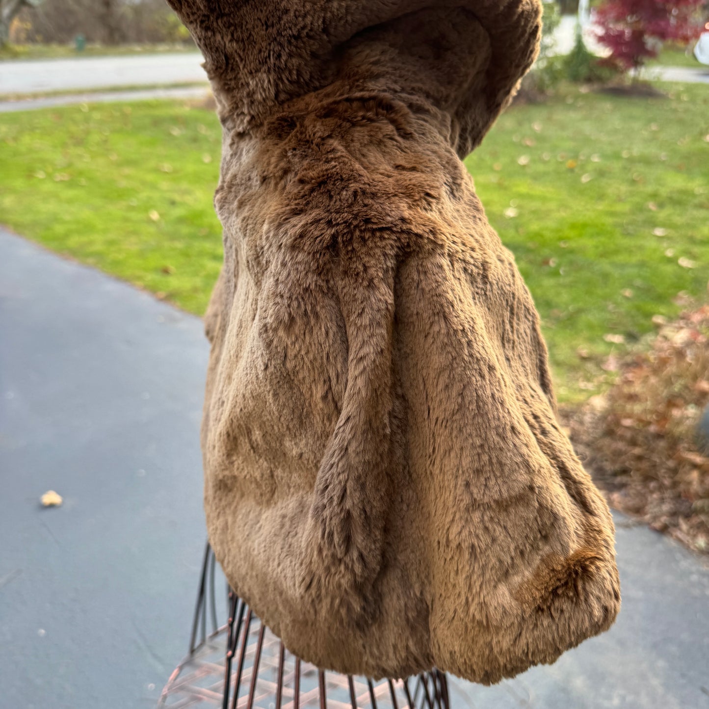 Vintage Fur Cape Capelet Two Buttons