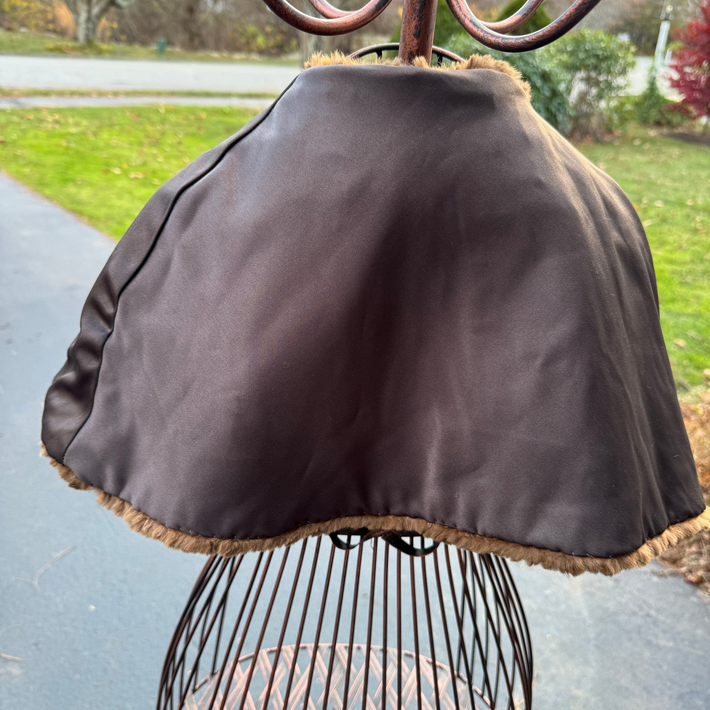 Vintage Fur Cape Capelet Two Buttons