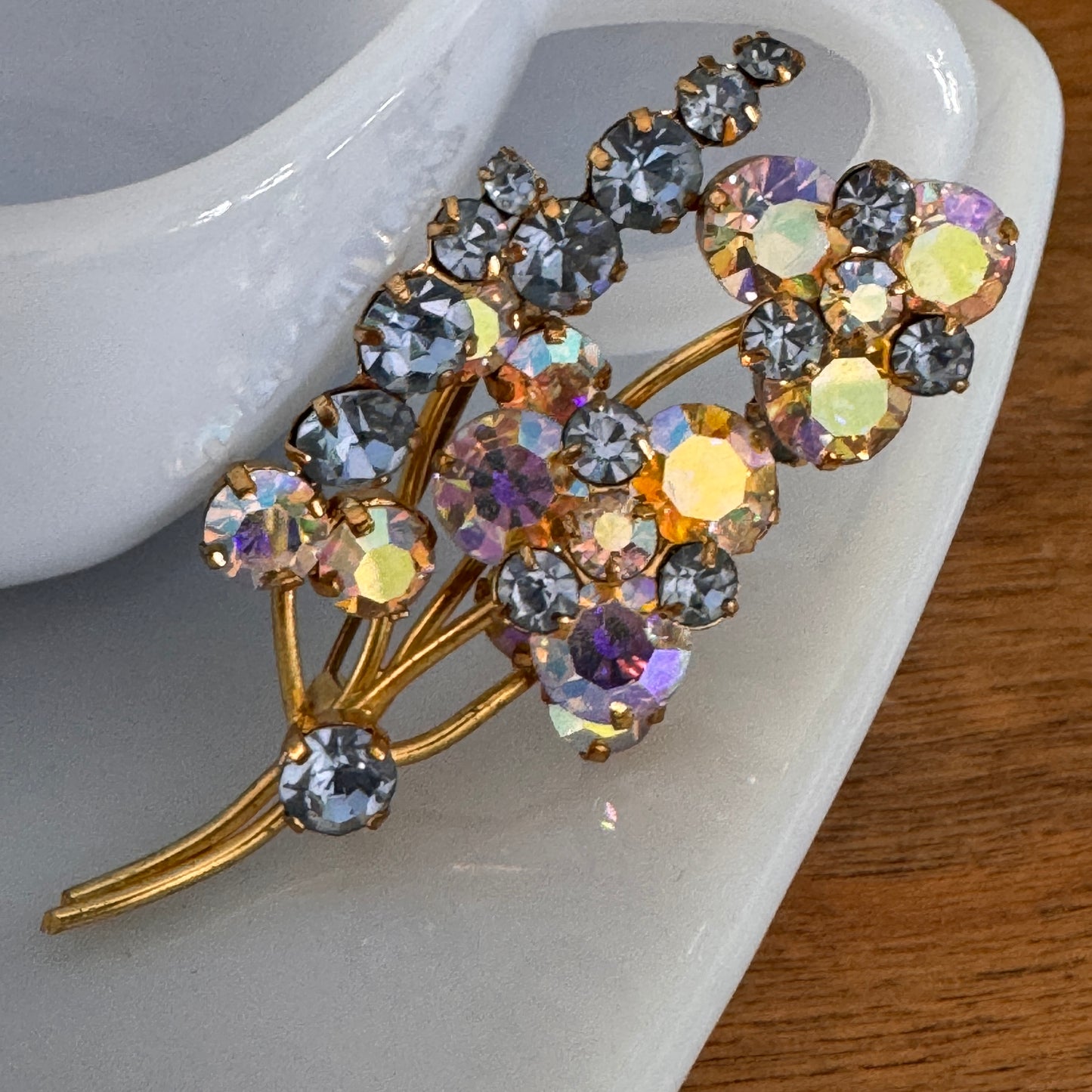 Vintage Stylized Floral Rhinestone Spray Pin