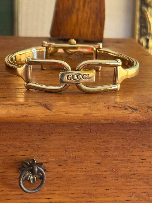 Vintage Gucci 1500L Gold Plated Bangle Ladies Watch MOP Shell Horsebit Clasp