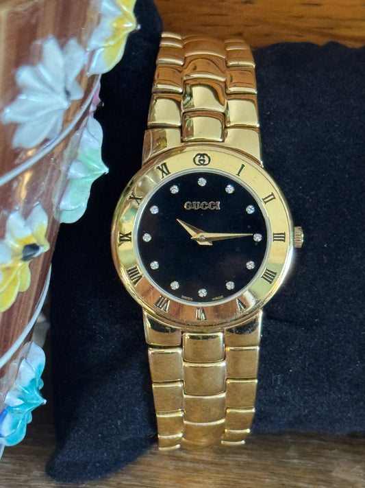Vintage Gucci Ladies Gold Plated 3300.2.L Quartz Watch Black Dial Diamond Hour Markers