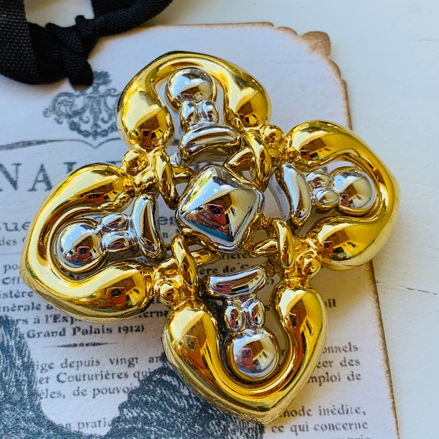 Vintage Pilar Crespi Contessa Stylized Cross Pin