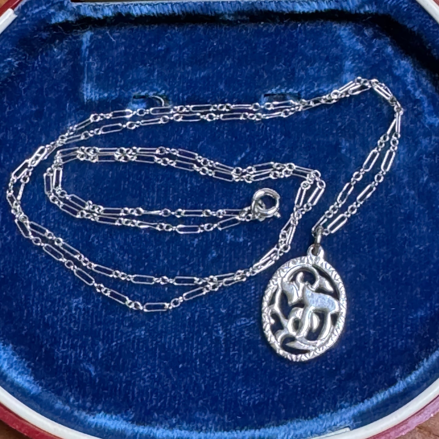 Vintage Sterling SilverJ udaica Hebrew life Pendant & Fancy Sterling Silver Chain