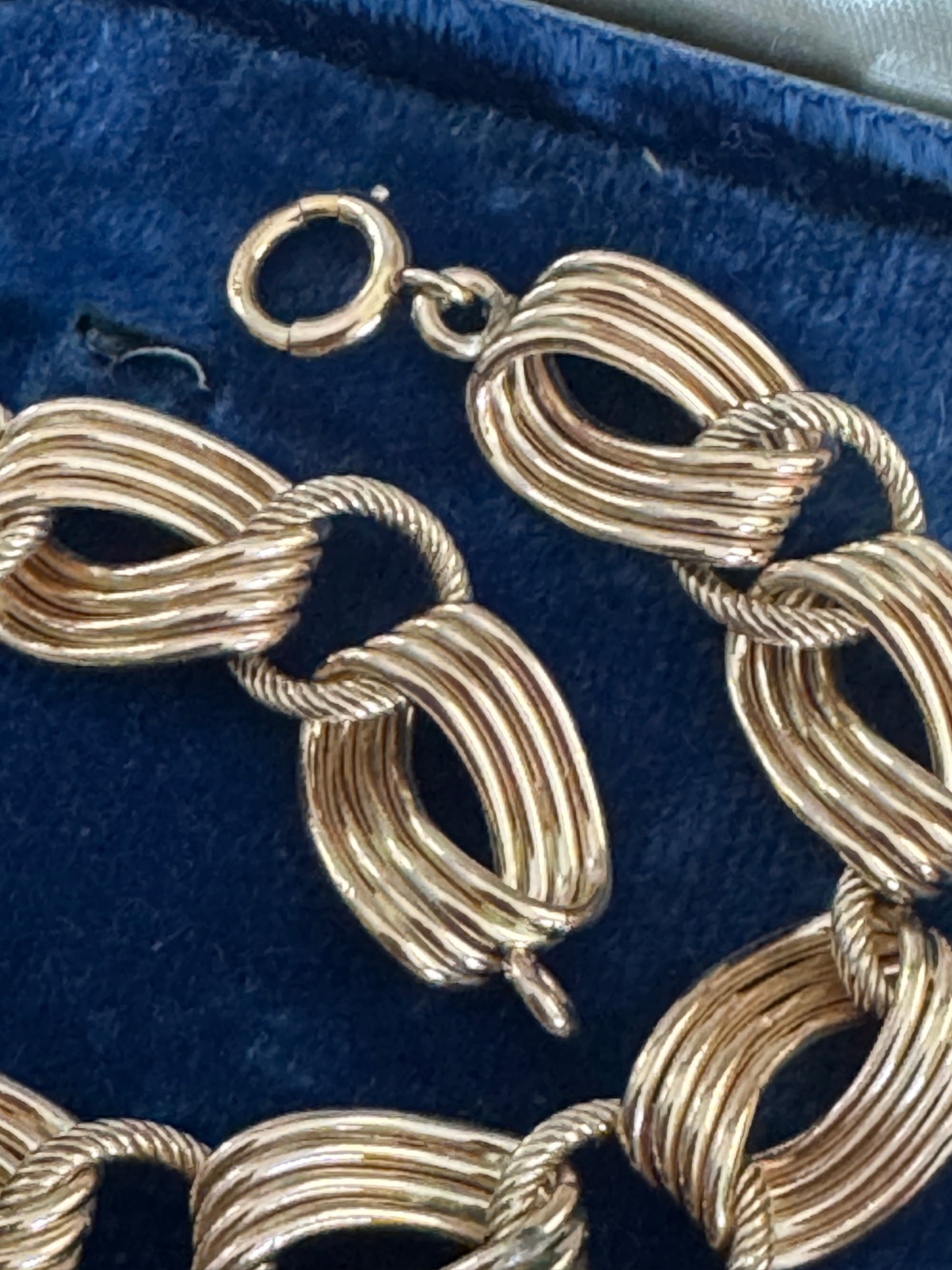 Vintage Highly Detailed Gold Filled 1/20th 12K Bracelet
