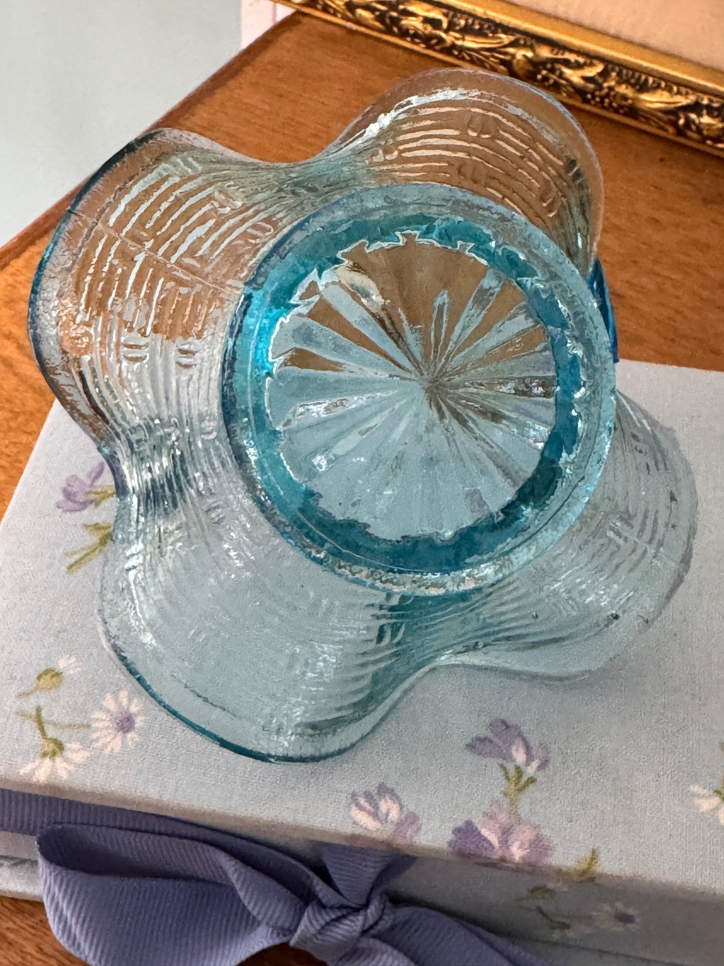 Vintage Blue Westmoreland Handled Glass Basket Aynsley Bone China Place Holders