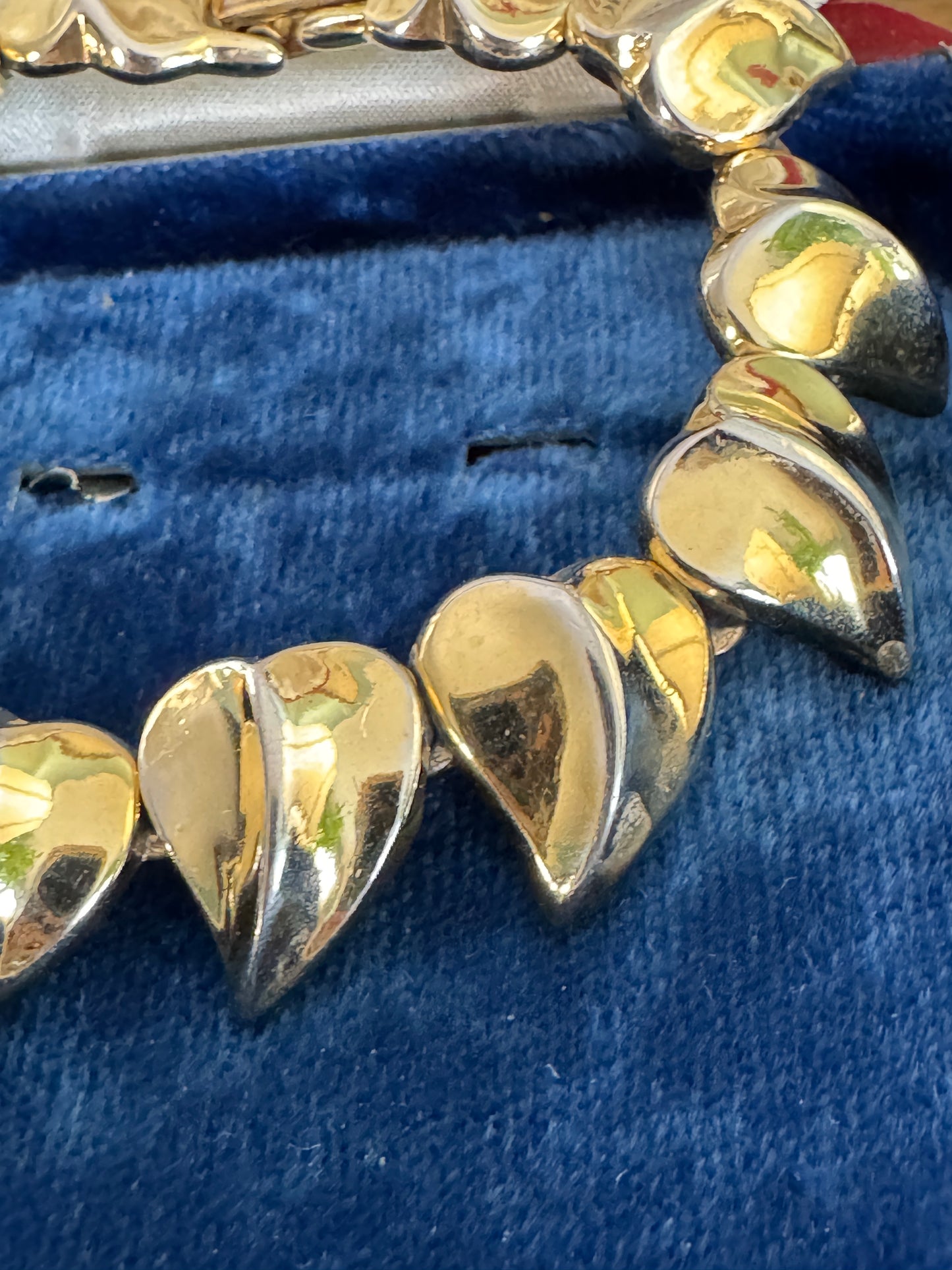 Vintage Trifari Gold Tone Metal Heart Shaped Bracelet