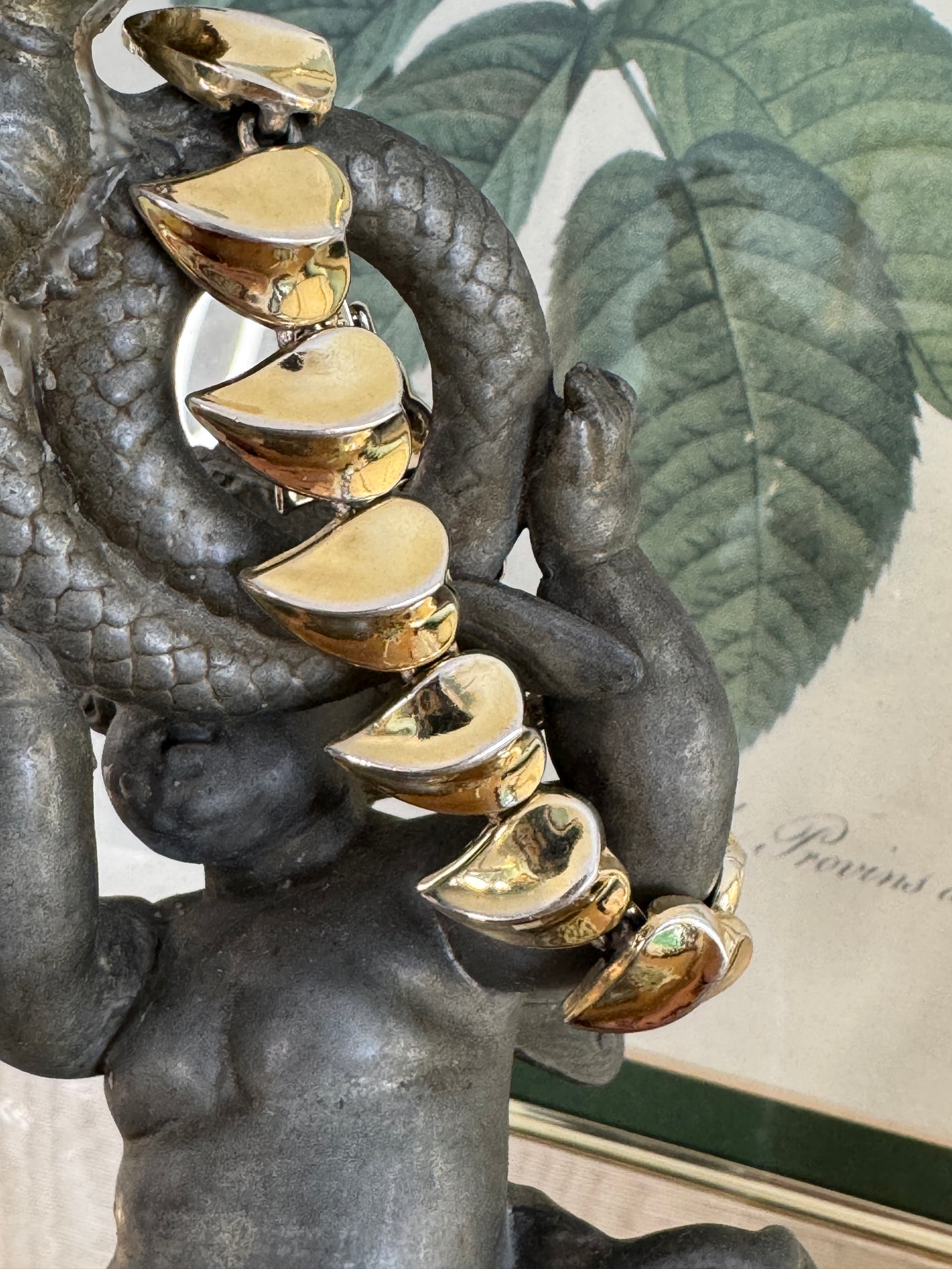 Vintage Trifari Gold Tone Metal Heart Shaped Bracelet