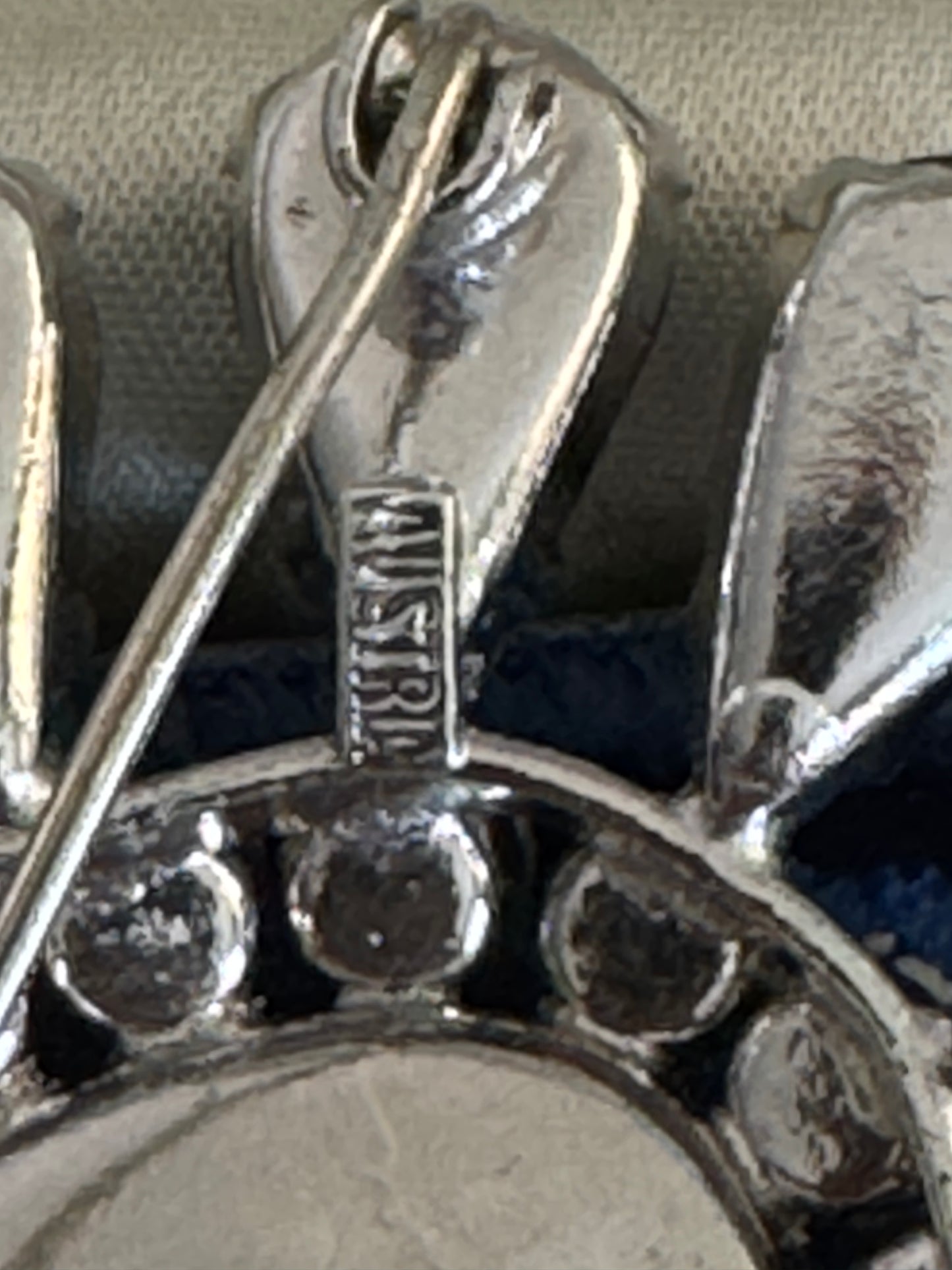 Vintage Austrian Sapphire Blue Multi Faceted Rhinestone Flower Pin