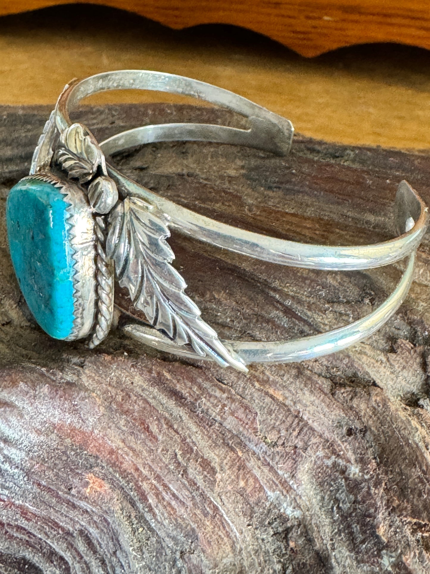 Vintage Sterling Silver Turquoise Semi Precious Gemstone Cuff Bracelet