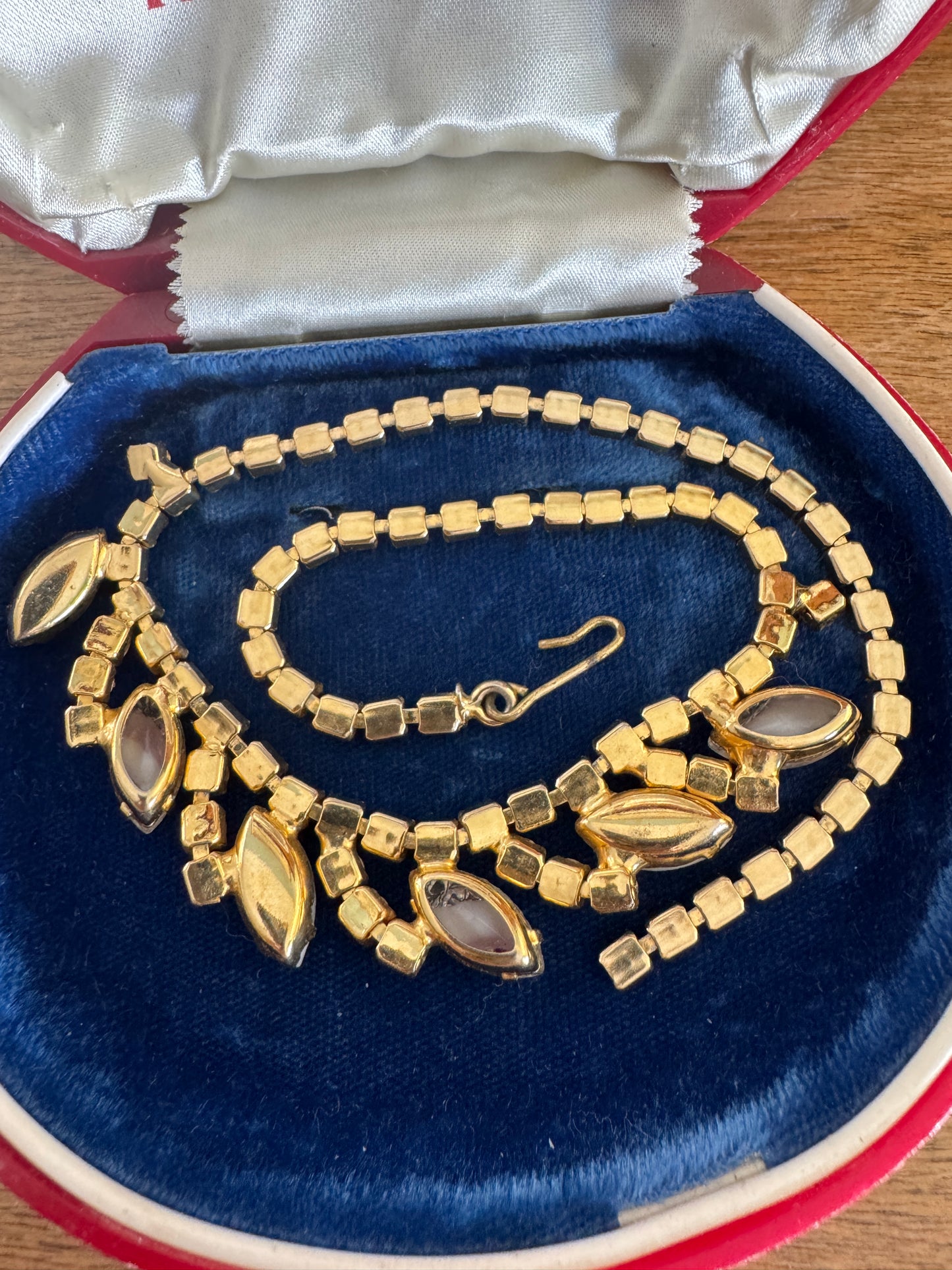 Vintage Pink and White Rhinestone Necklace