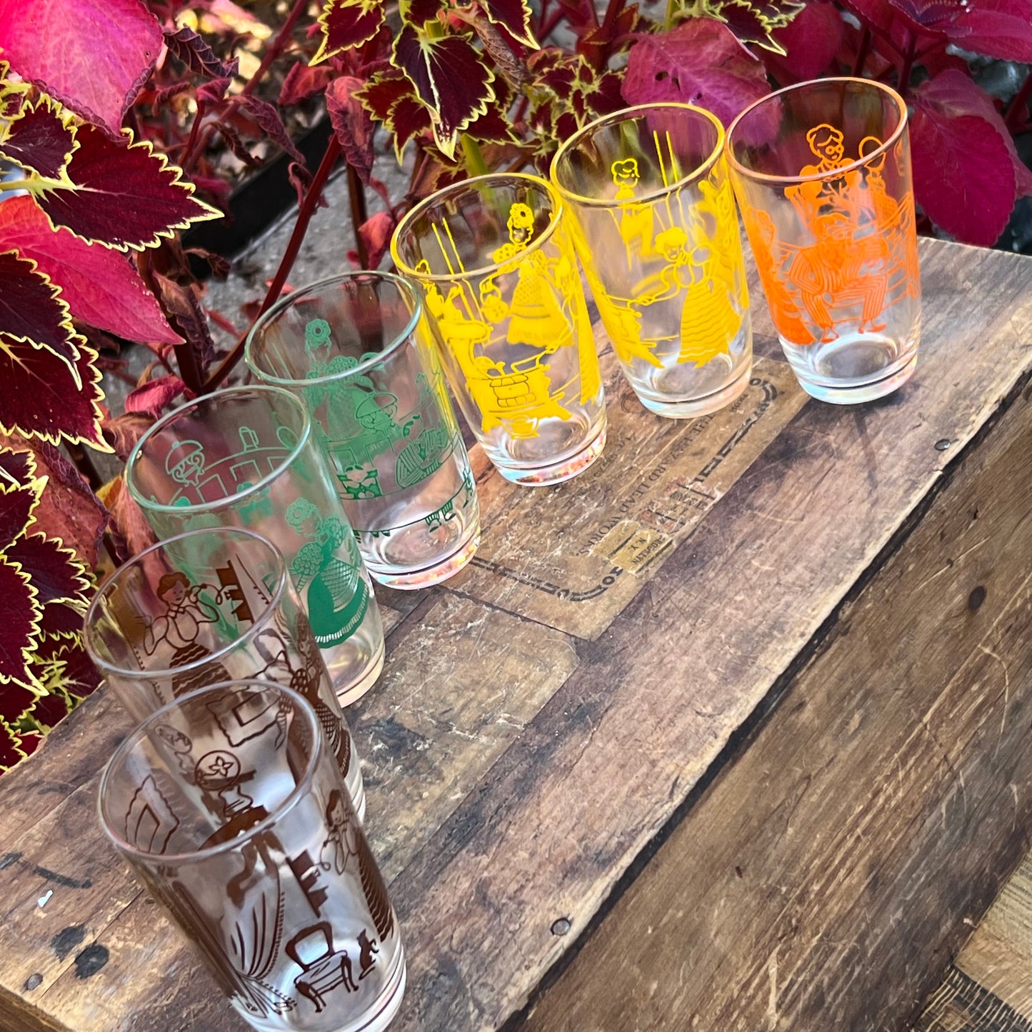 Seven Vintage Swanky Swigs Bustling Betty Beverage Glasses