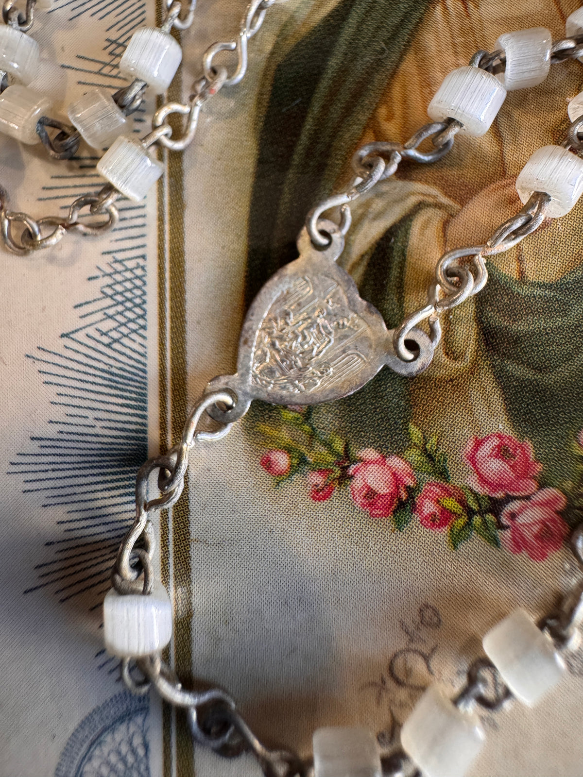 Miniature Mother of Pearl & Aluminum Rosary with Blue and White Case