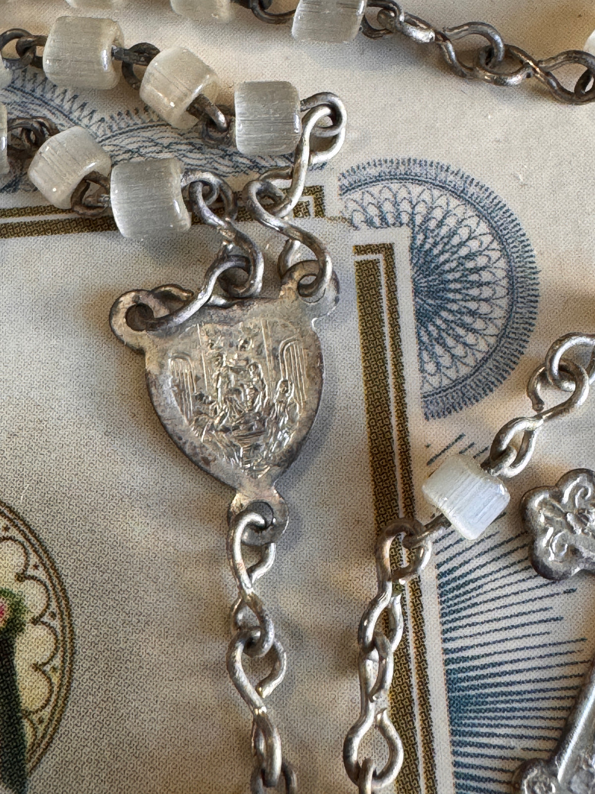 Miniature Mother of Pearl & Aluminum Rosary with Blue and White Case