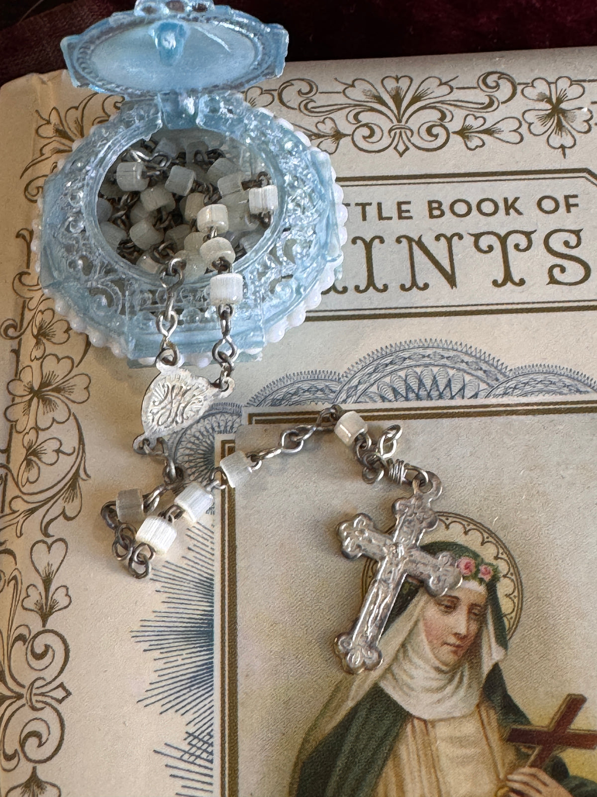 Miniature Mother of Pearl & Aluminum Rosary with Blue and White Case
