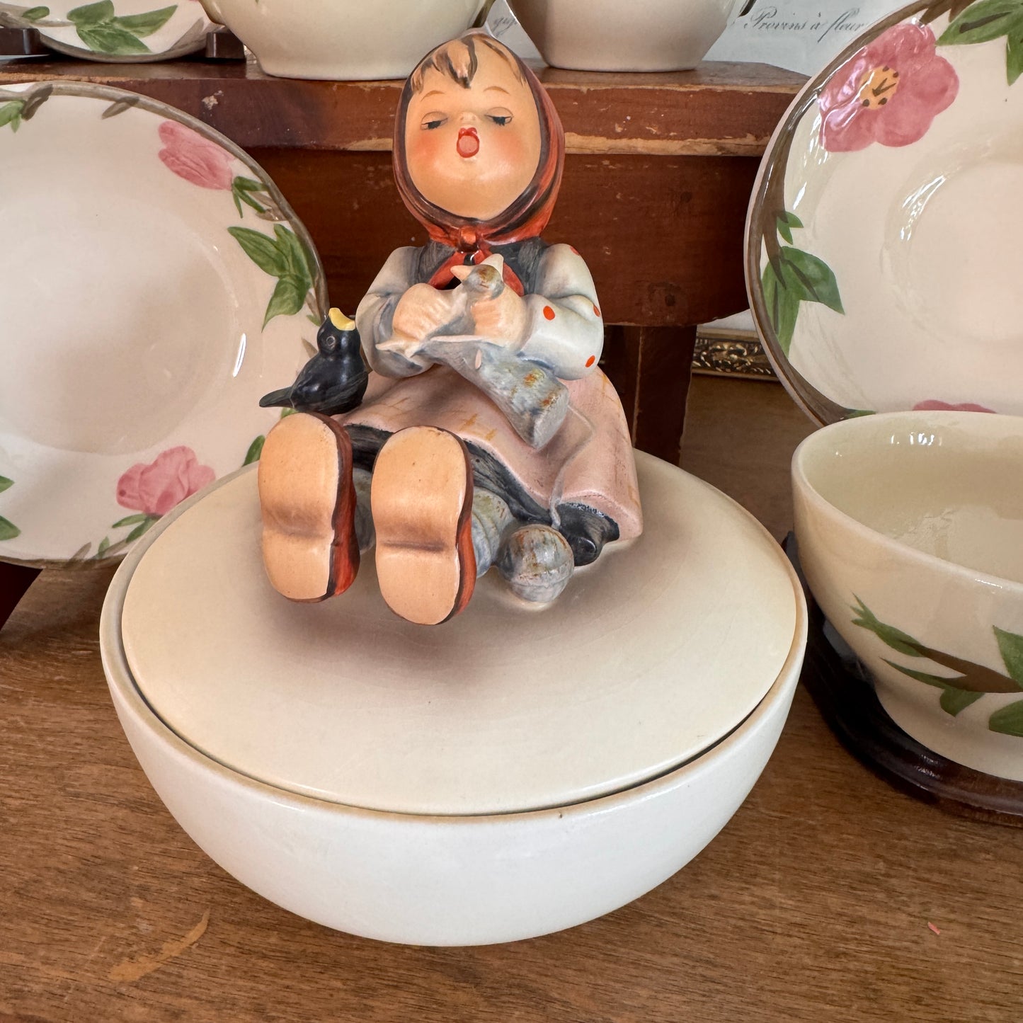 HUM lll/69  Hummel "Happy Pastime" Old Style Candy Dish 1937