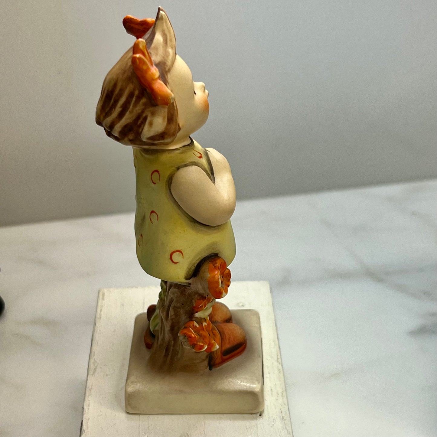 Vintage Hummel "Spring Cheer" Figurine HUM 72 TM 3