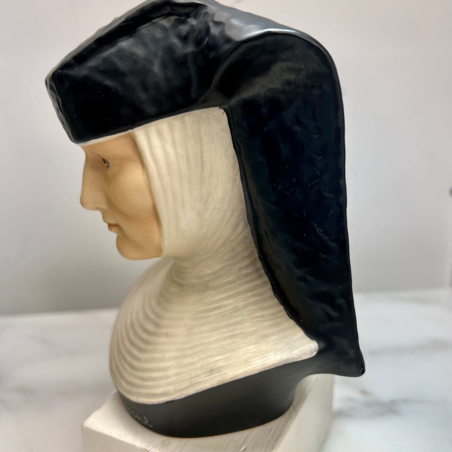 Vintage 1978 Hummel Bust of Sister Maria Innocentia Hummel