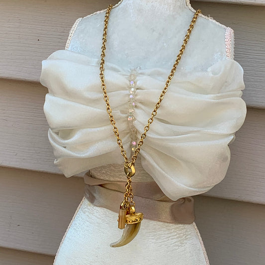 Vintage Horn & Clover Good Luck Charm Pendant Necklace