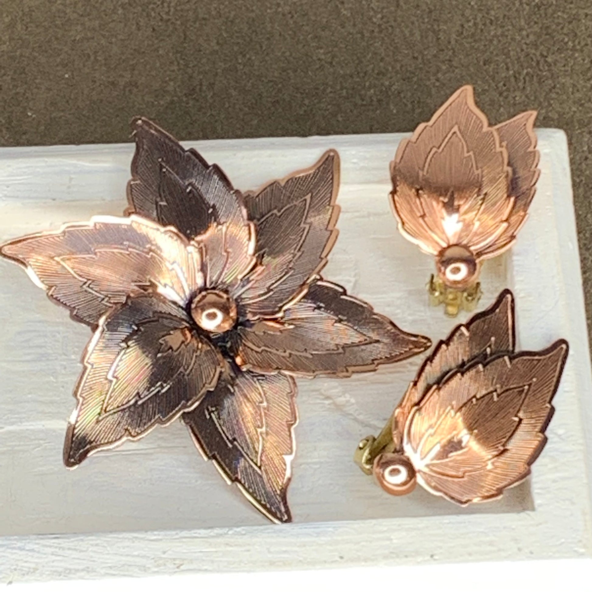 Vintage Copper Floral Pin & Earrings Set