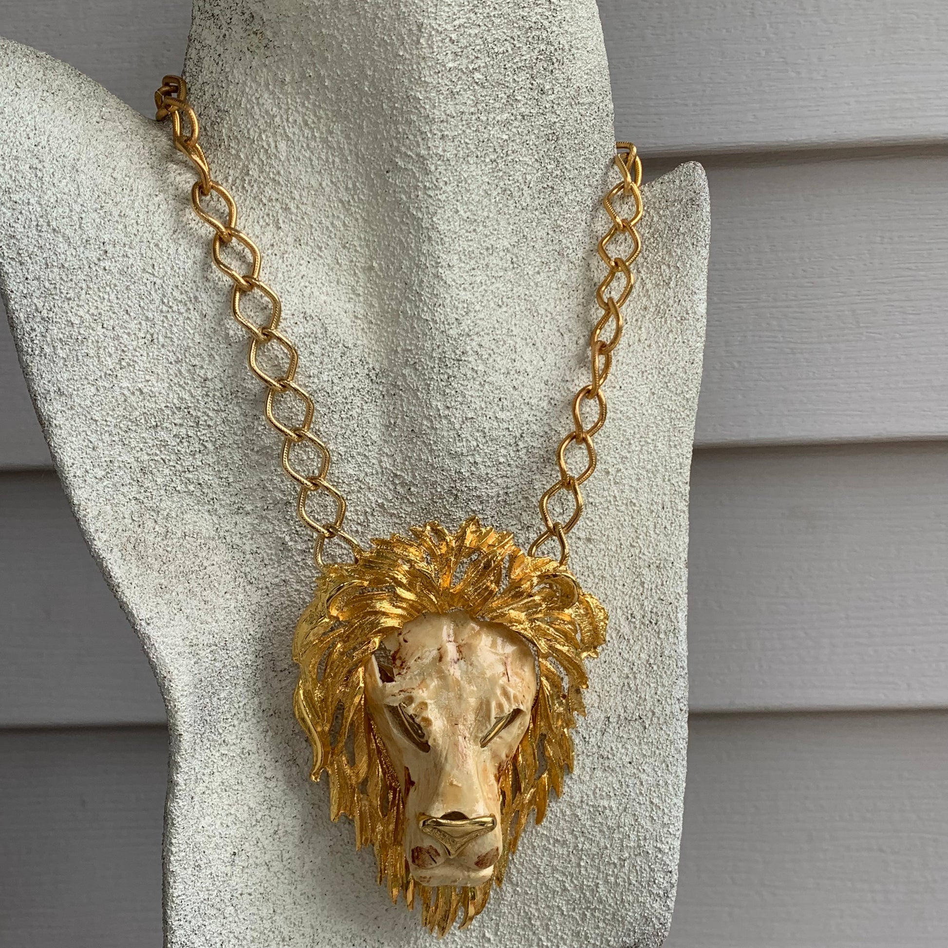 Vintage Unsigned Luca Razza Lion Necklace
