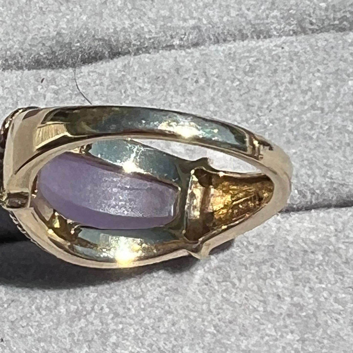 14k Yellow & White Gold Semi Precious Gemstone Lavender Jade & Diamond Ring Sze 7-1/2