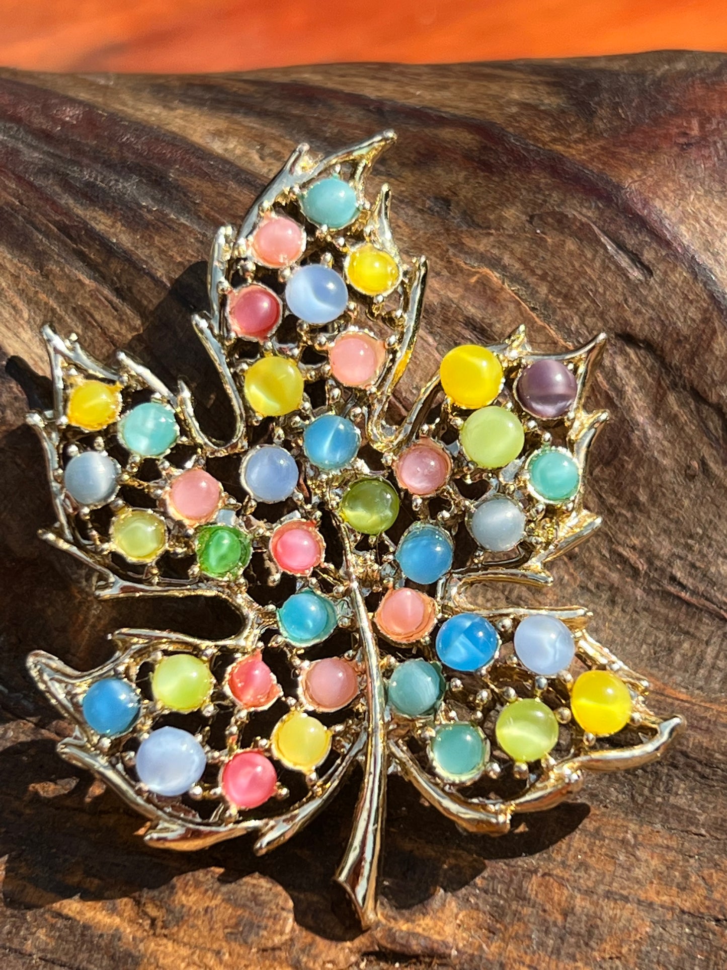 Vintage Magical Maple Leaf Pin