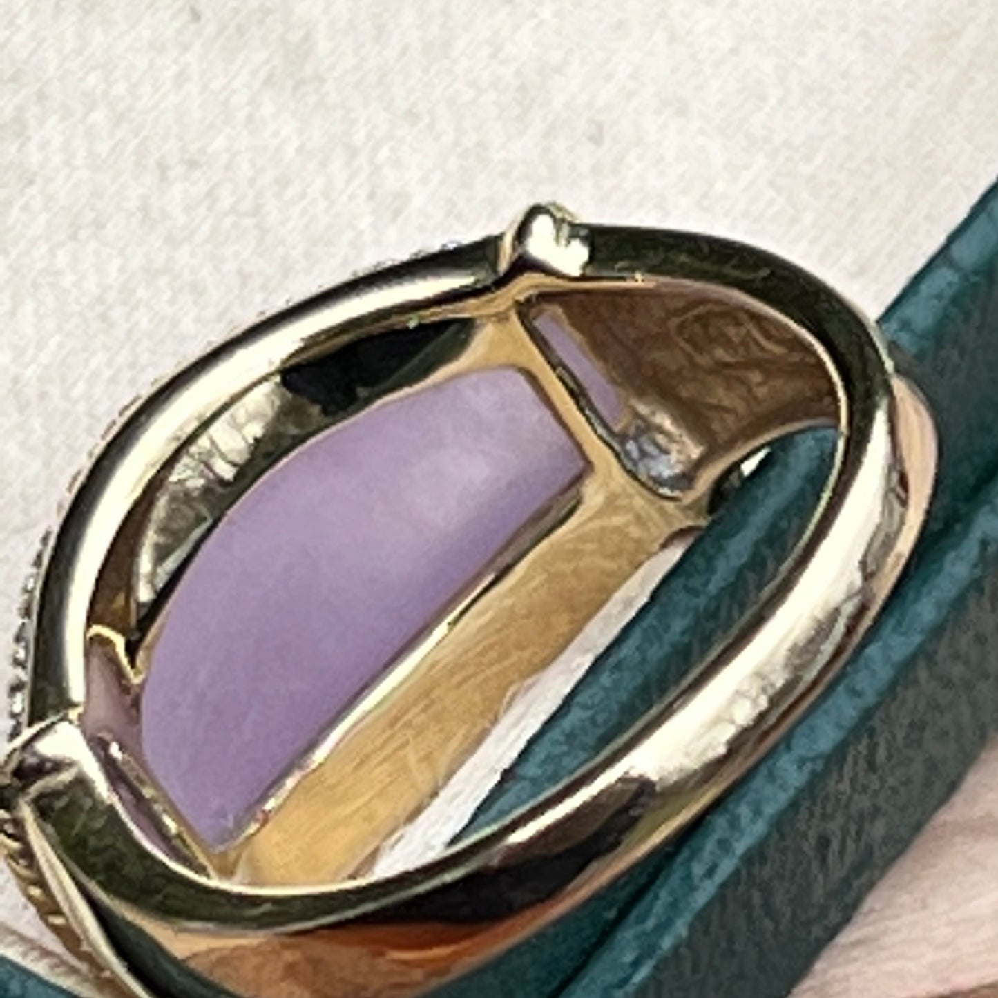 14k Yellow & White Gold Semi Precious Gemstone Lavender Jade & Diamond Ring Sze 7-1/2