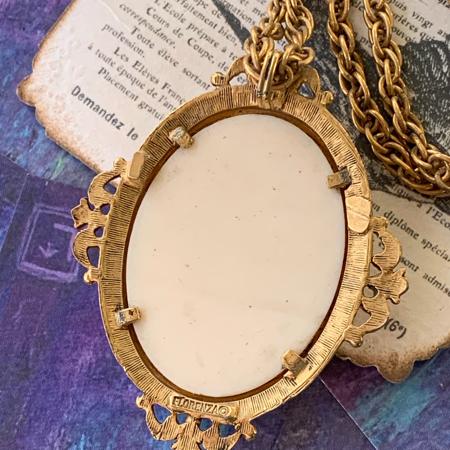 Vintage Florenza Plastic Cameo Necklace - Lady Slippers