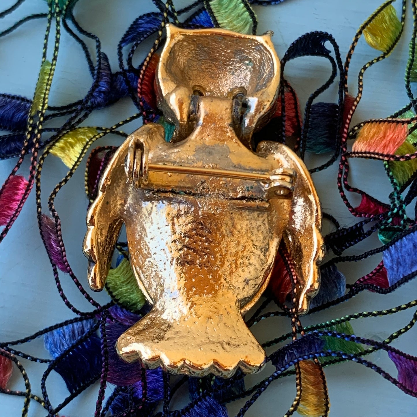 Vintage Vonda USA Owl Solid Perfume Owl Pin