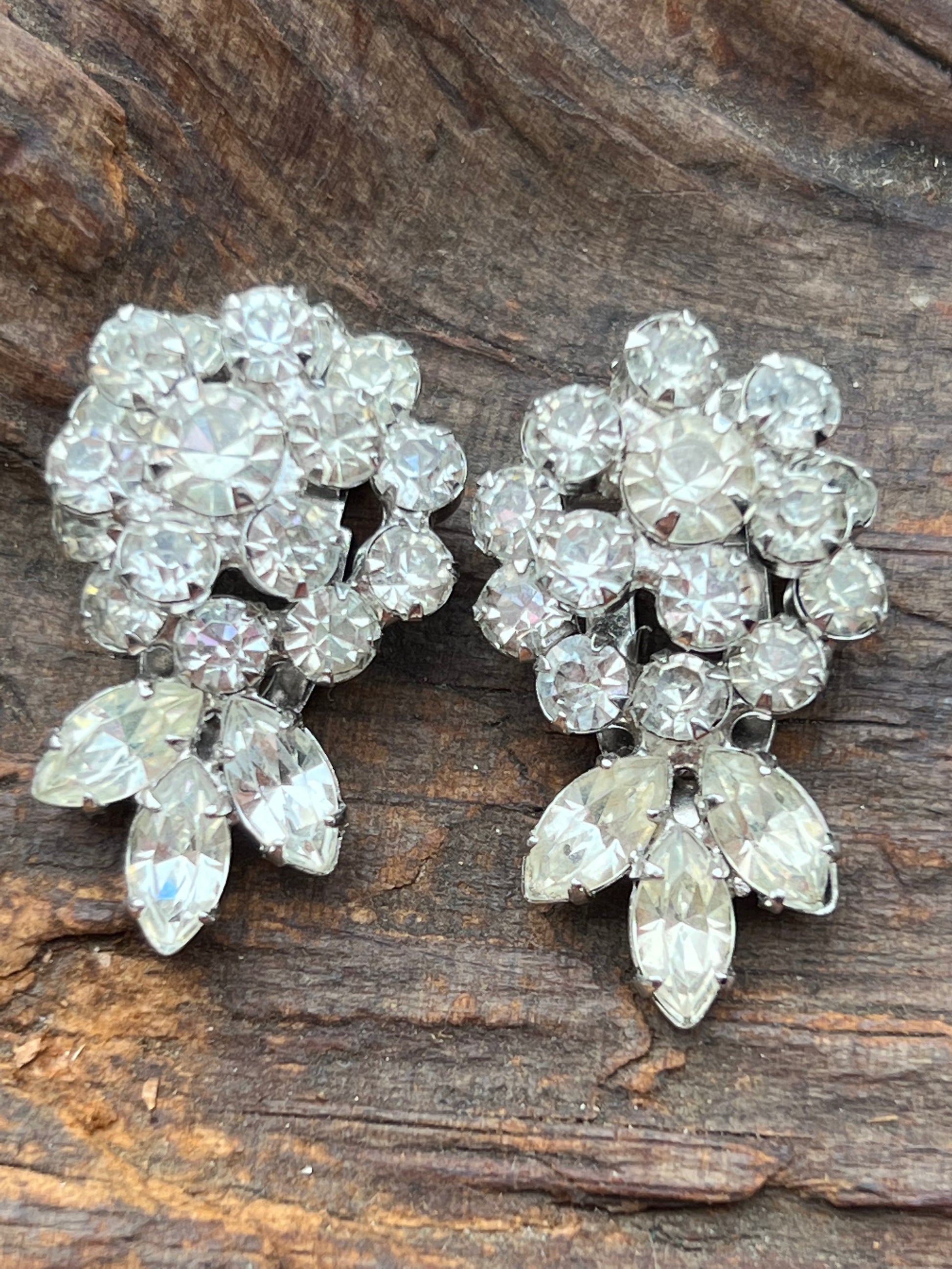 Vintage Delizza & Elster Juliana Matching Rhinestone Dress Clips Vintage Delizza & Elster Juliana Matching Rhinestone Dress Clips