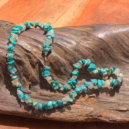 Vintage Turquoise and Quartz  Semi Precious Gemstone Chip Necklace