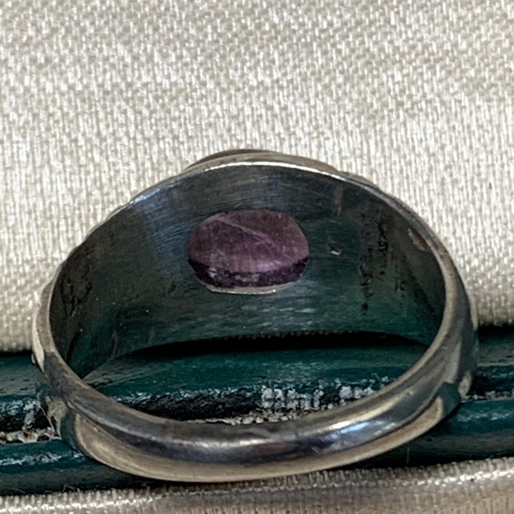 Art Deco Sterling & Amethyst Semi Precious Gemstone Ring